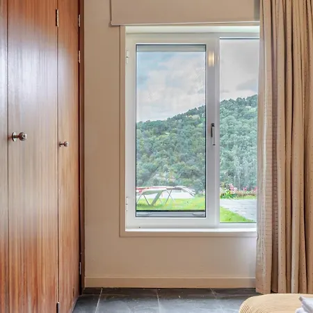 Holiday home Hostwise - Riverside Retreat W/ Infinity Pool Resende