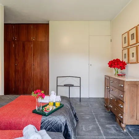 Holiday home Hostwise - Riverside Retreat W/ Infinity Pool *