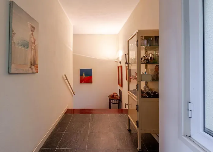 Riverside Retreat W/ Infinity Pool By Hostwise