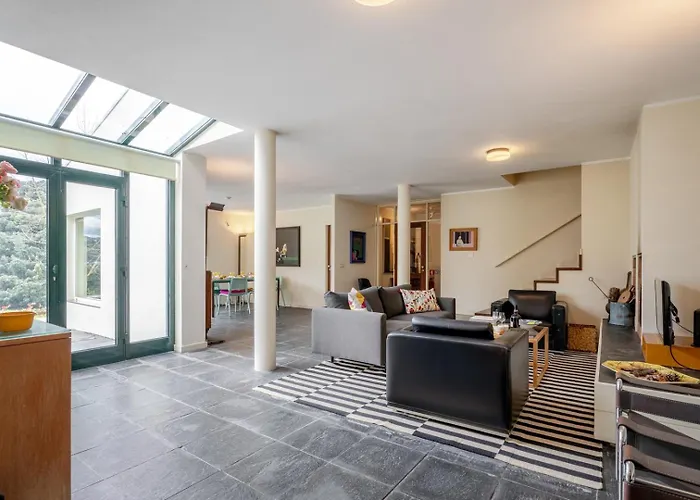 Riverside Retreat W/ Infinity Pool By Hostwise 펜션 레센데