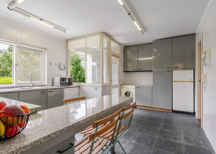 펜션 Riverside Retreat W/ Infinity Pool By Hostwise 레센데